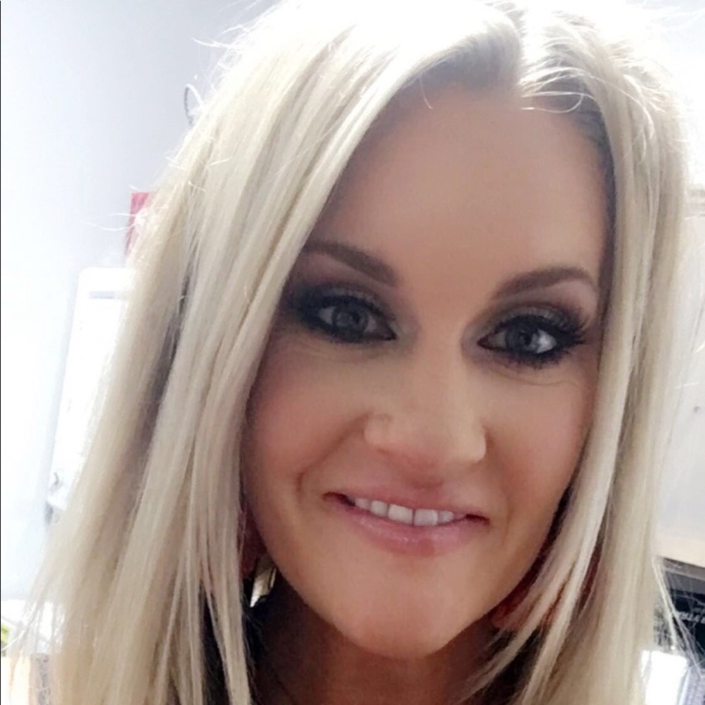 Meet your Posher, Mandy